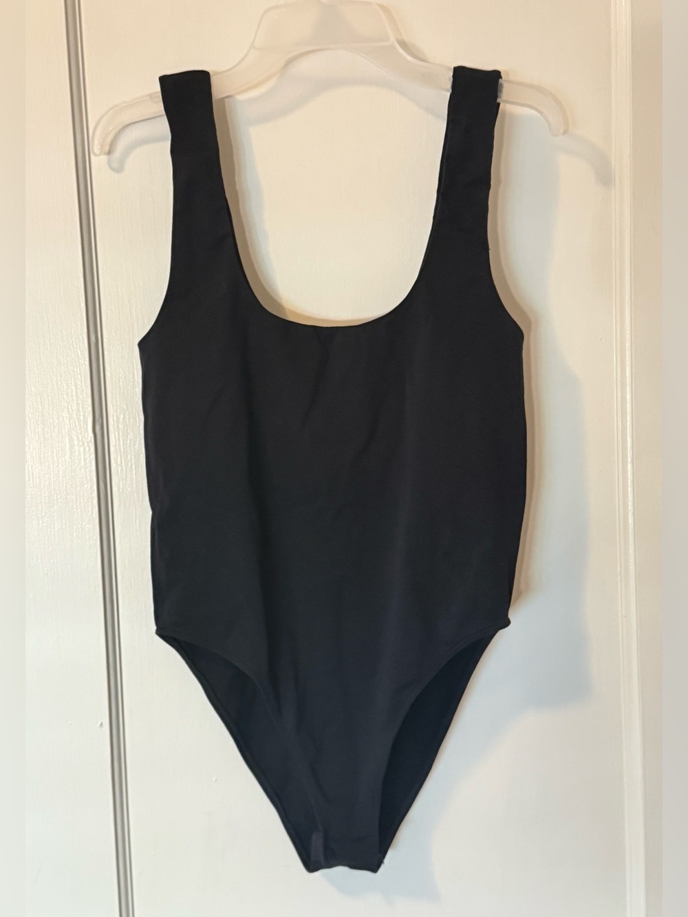a new day Black Scoop Neck Wide-Strap Bodysuit (M)